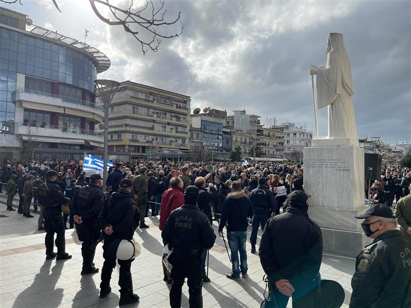  Εβρος: Συγκέντρωση διαμαρτυρίας στην πλατεία Ορεστιάδας για τις δομές στο Φυλάκιο