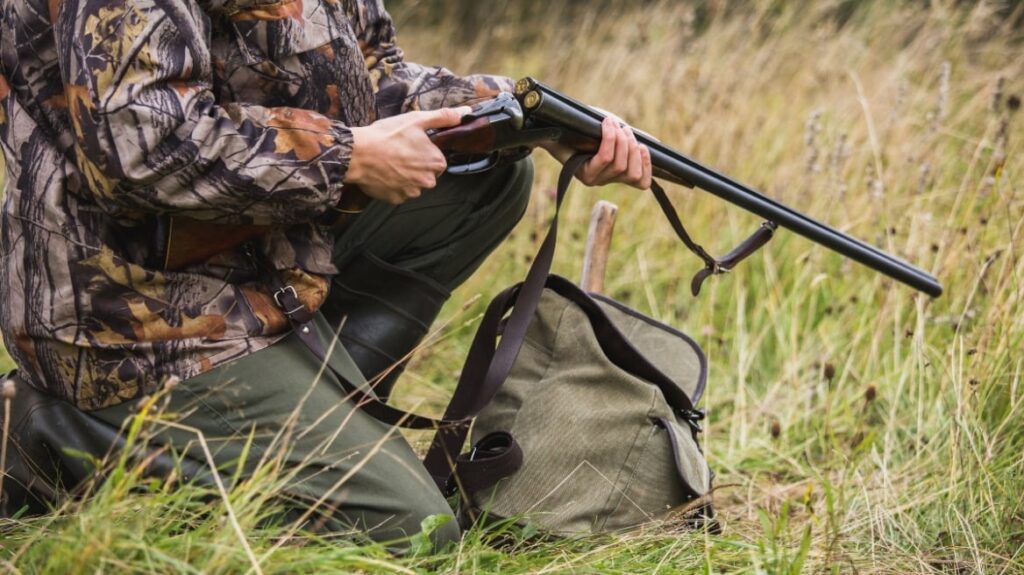 κυνηγός πυροβόλησε δασικό υπάλληλο στη Θράκη