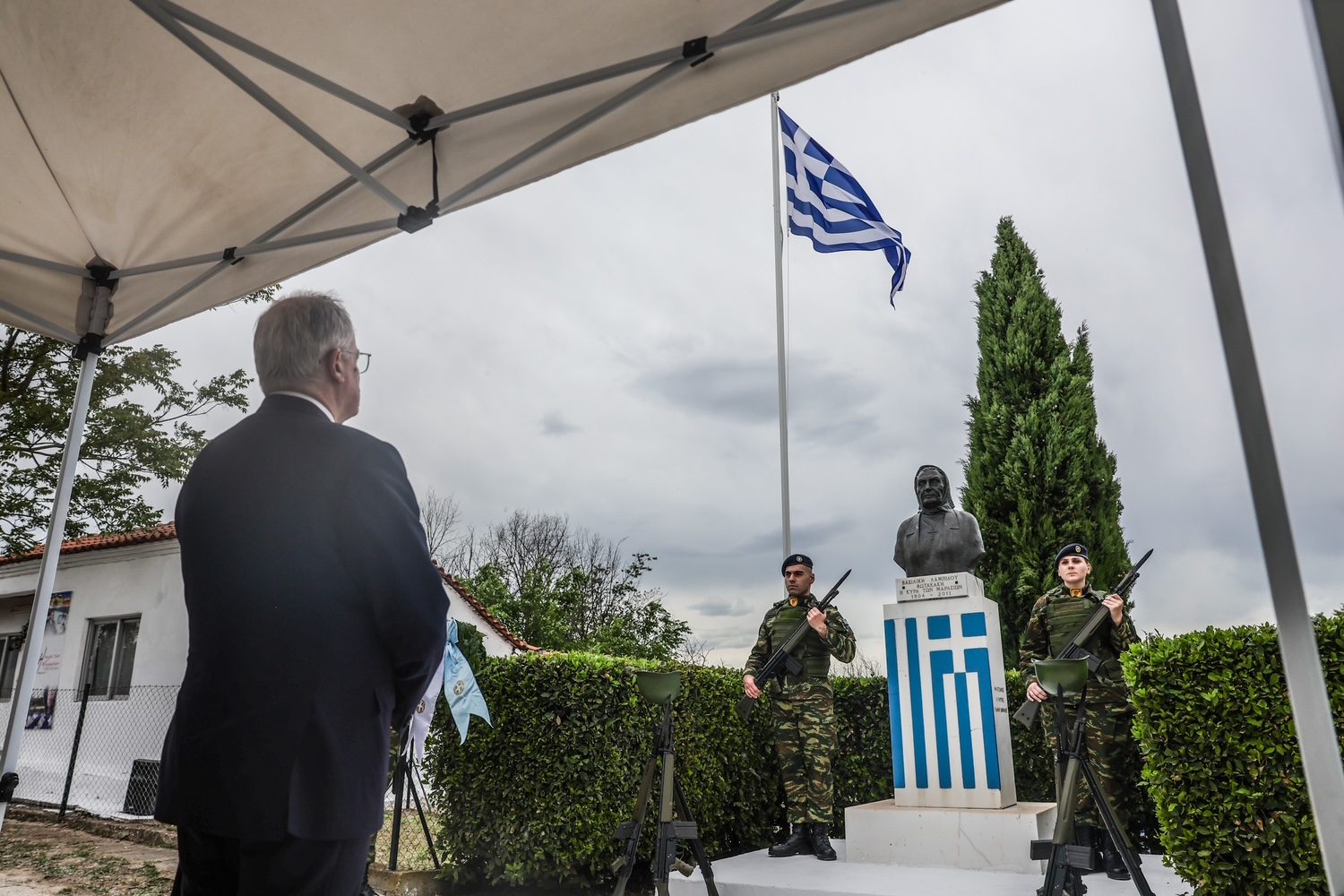 Ο Πρόεδρος της Δημοκρατίας Κωνσταντίνος Τασούλας στα Μαράσια του Έβρου κατά την κατάθεση στεφάνου στην Κυρά των Μαρασίων