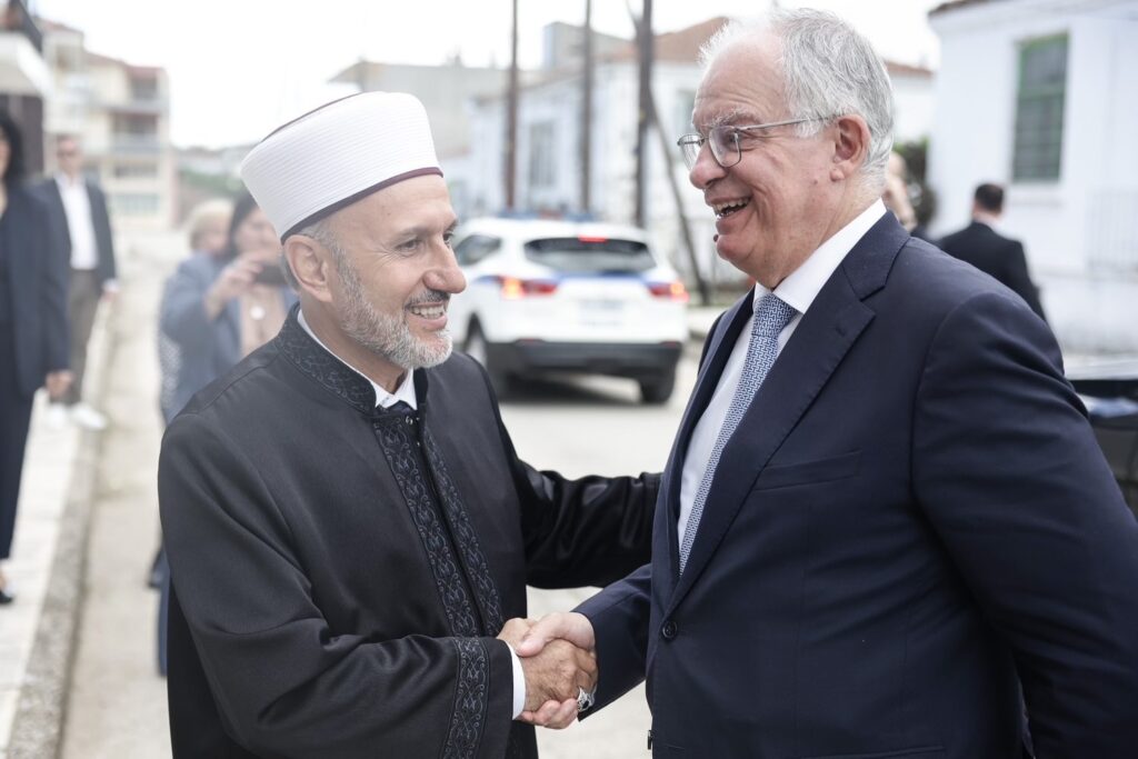 Ο Πρόεδρος της Δημοκρατίας Κωνσταντίνος Τασούλας στη Μουφτεία Διδυμοτείχου με τον Μουφτή Εμίν Σερίφ