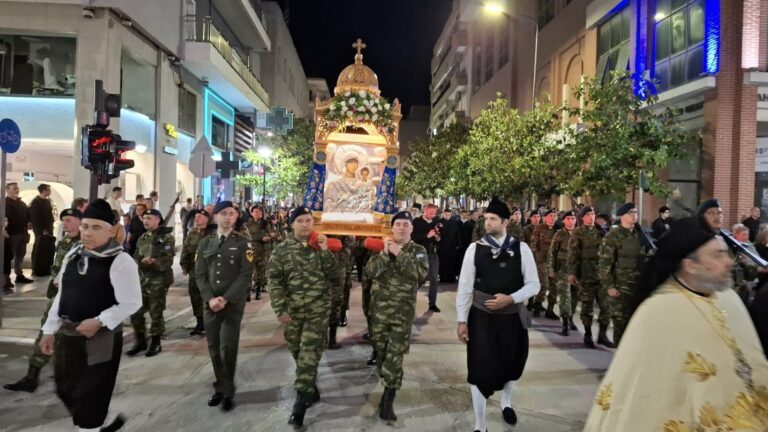 Η λιτάνευση της εικόνας της Παναγίας Ελευθερώτριας στην Αλεξανδρούπολη.