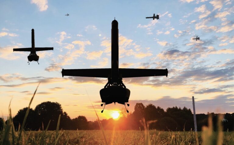 Το drone V-BAT του Στρατού Ξηράς σε κάθετη απογείωση για επιτήρηση συνόρων στον Έβρο