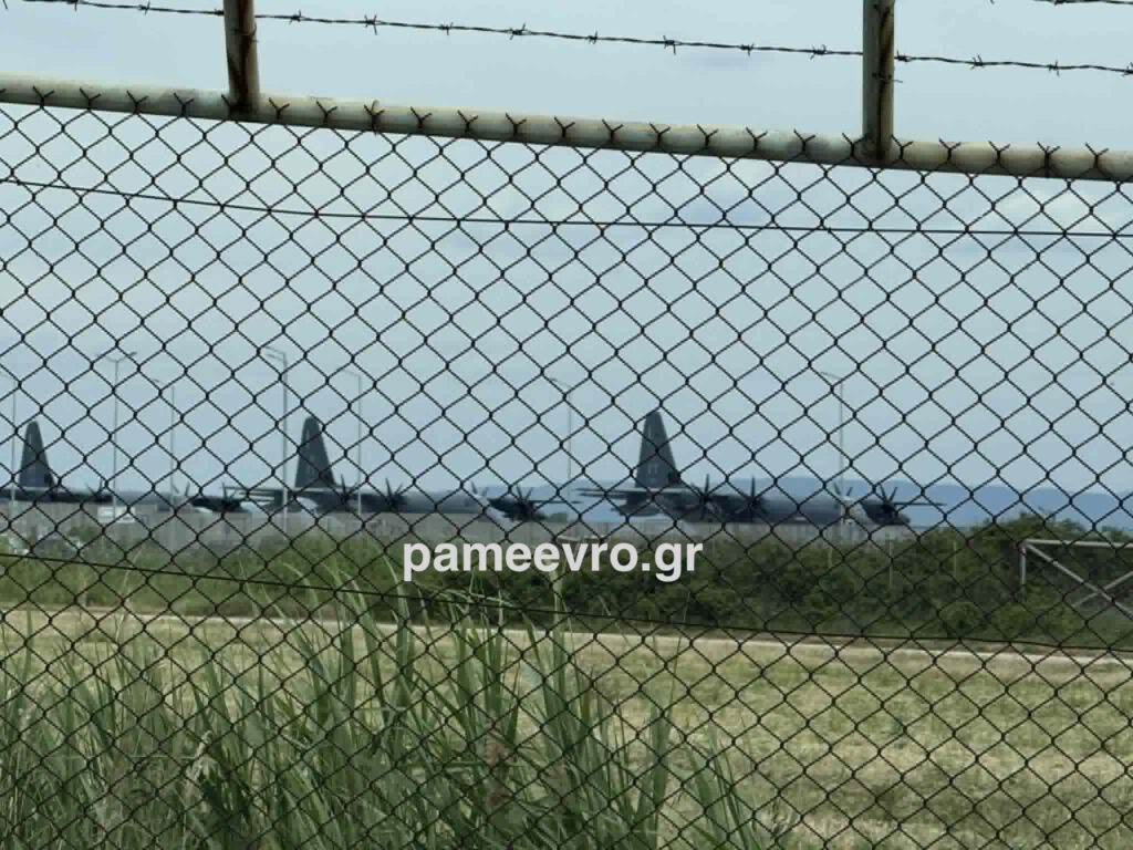 Στιγμιότυπο που δείχνει το αμερικανικό HC-130J KING22 στην Αλεξανδρούπολη.
