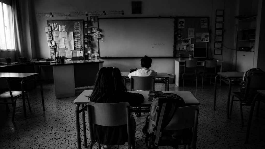 Άδεια θρανία σε τάξη της Α’ Δημοτικού λόγω δημογραφικής συρρίκνωσης
