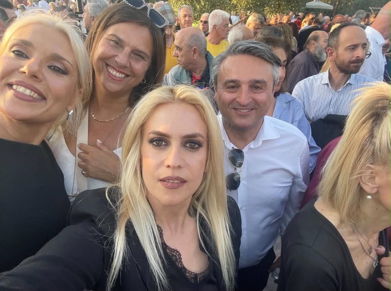 Κατερίνα Μπέρδου Αλέξης Τσίπρας νέο κόμμα ΕΛΑΣ Θησείο
