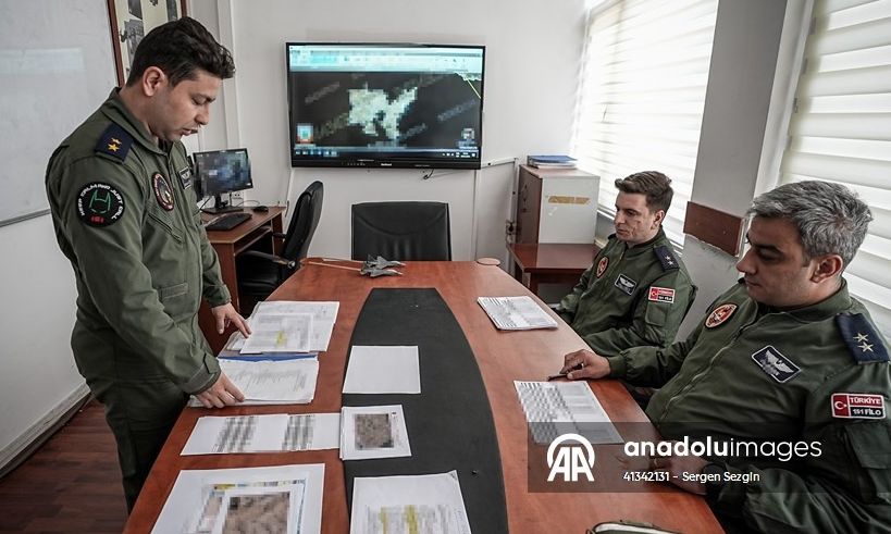 Χάρτης της Λήμνου σε ενημέρωση Τούρκων πιλότων κατά την άσκηση EFES-2026