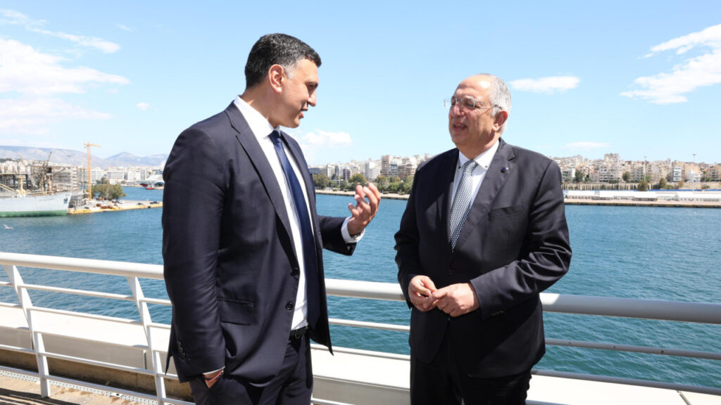 Ο Βασίλης Κικίλιας στη συνάντηση με τον Ευρωπαίο Επίτροπο Κώστα Καδή για την αλιεία και το Αιγαίο