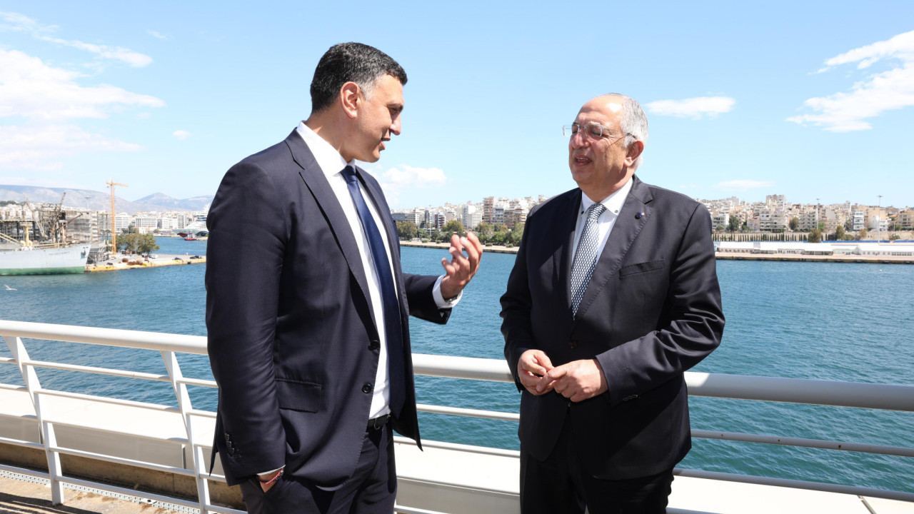 Ο Βασίλης Κικίλιας στη συνάντηση με τον Ευρωπαίο Επίτροπο Κώστα Καδή για την αλιεία και το Αιγαίο