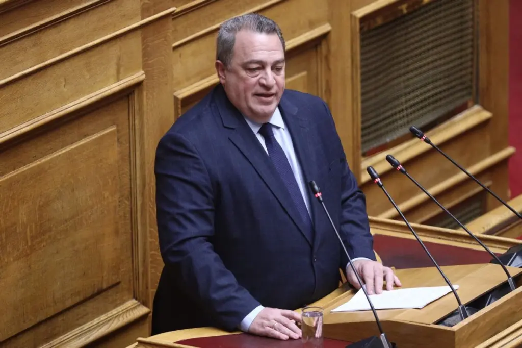 Ο Ευριπίδης Στυλιανίδης εισηγητής της πλειοψηφίας για την Αναθεώρηση του Συντάγματος στην Κοινοβουλευτική Ομάδα της ΝΔ