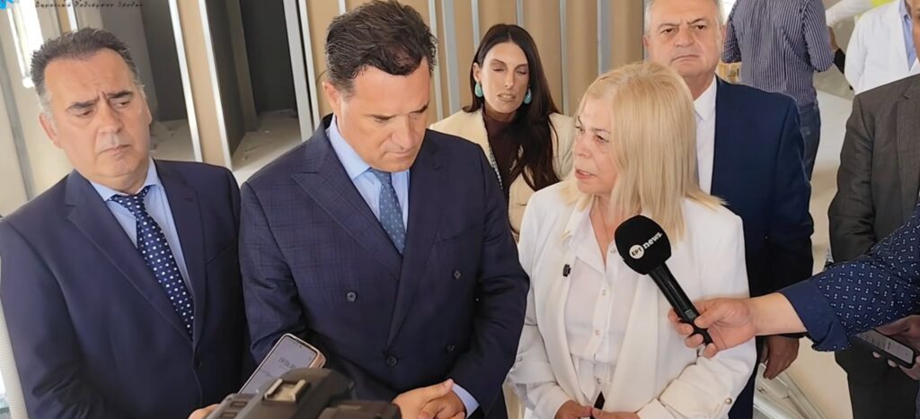 Ο υπουργός Υγείας Άδωνις Γεωργιάδης πραγματοποιεί έκτακτη επιθεώρηση στο Γενικό Νοσοκομείο Ξάνθης μετά την τηλεοπτική κριτική.