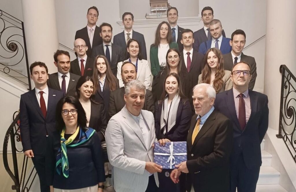 Συνάντηση του Χριστόδουλου Τοψίδη με σπουδαστές της Διπλωματικής Ακαδημίας στην Αλεξανδρούπολη