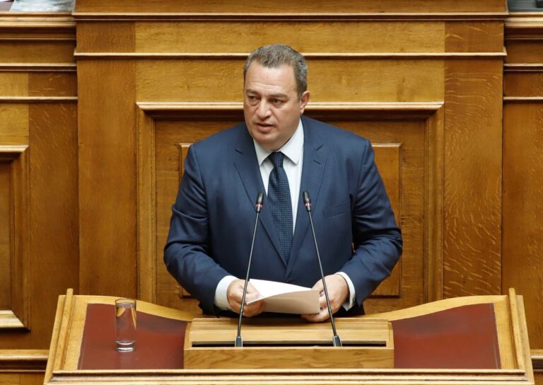 Στυλιανίδης για Συνταγματική Αναθεώρηση: «Η αντιπολίτευση δραπέτευσε με 17 “παρών”»
