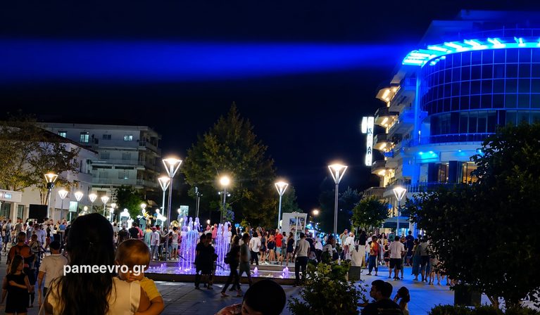 Ορεστιάδα: Επιστρέφει η Λευκή Νύχτα με 9 live μουσικές σκηνές και εκπτώσεις έως τα μεσάνυχτα