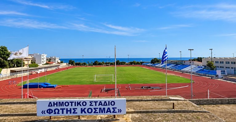 Αλεξανδρούπολη: Γιατί παραμένει κλειστό το «Φώτης Κοσμάς»; – Οι απαντήσεις του Δήμου για την ασφάλεια του σταδίου