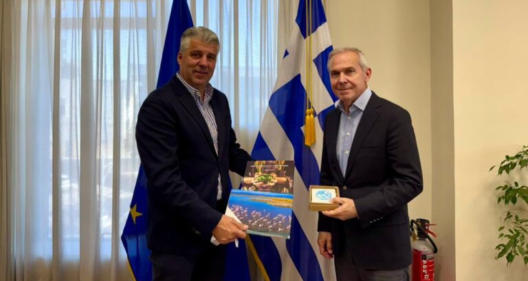 Στη Θράκη ο Υφυπουργός Εθνικής Άμυνας Θανάσης Δαβάκης – Τι συζήτησε με τον Περιφερειάρχη ΑΜΘ